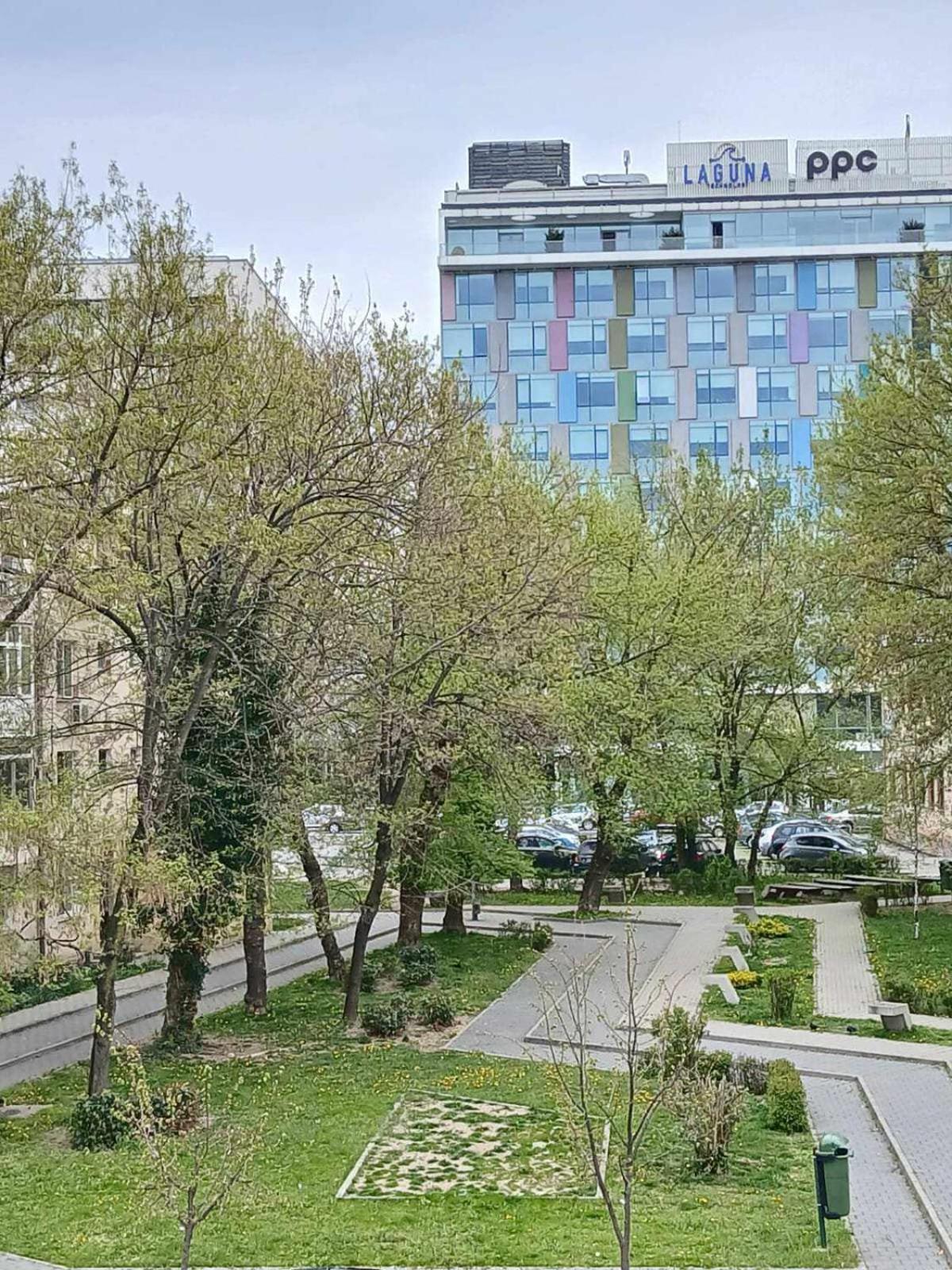 Apartamento Cozy Flat Piteşti Exterior foto